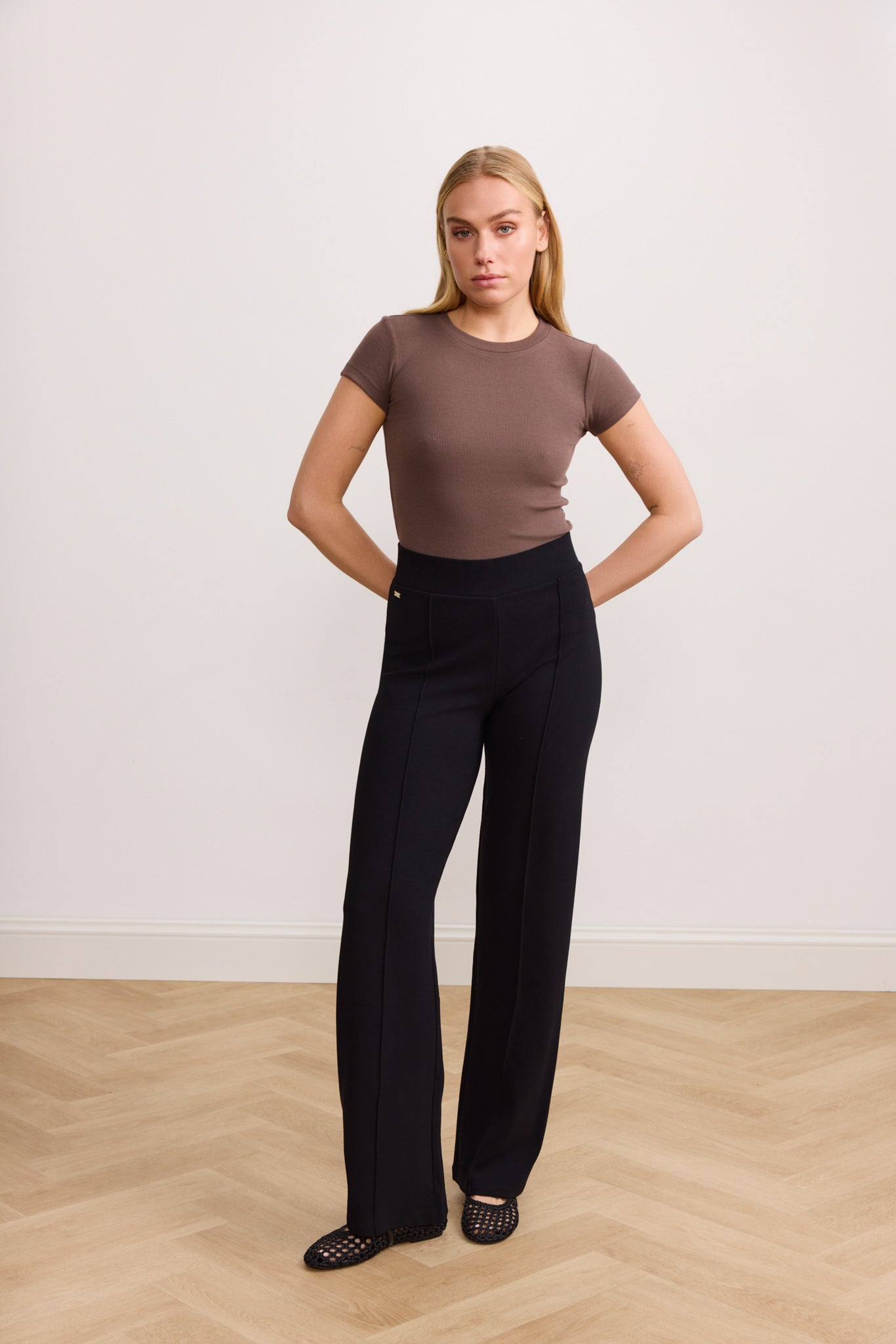 FOREST ESSENTIAL flared pants - Black