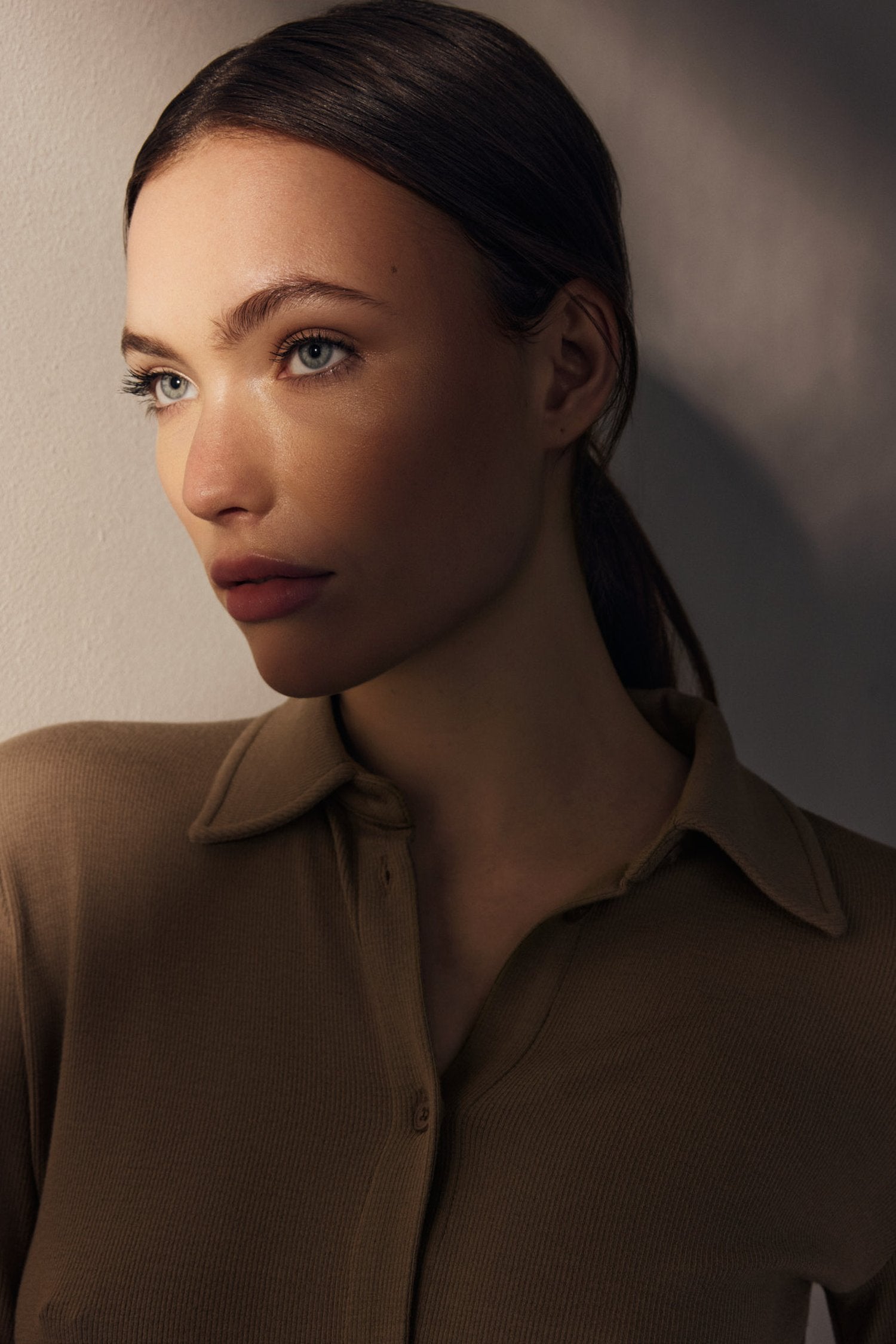 Mila Blouse - Walnut
