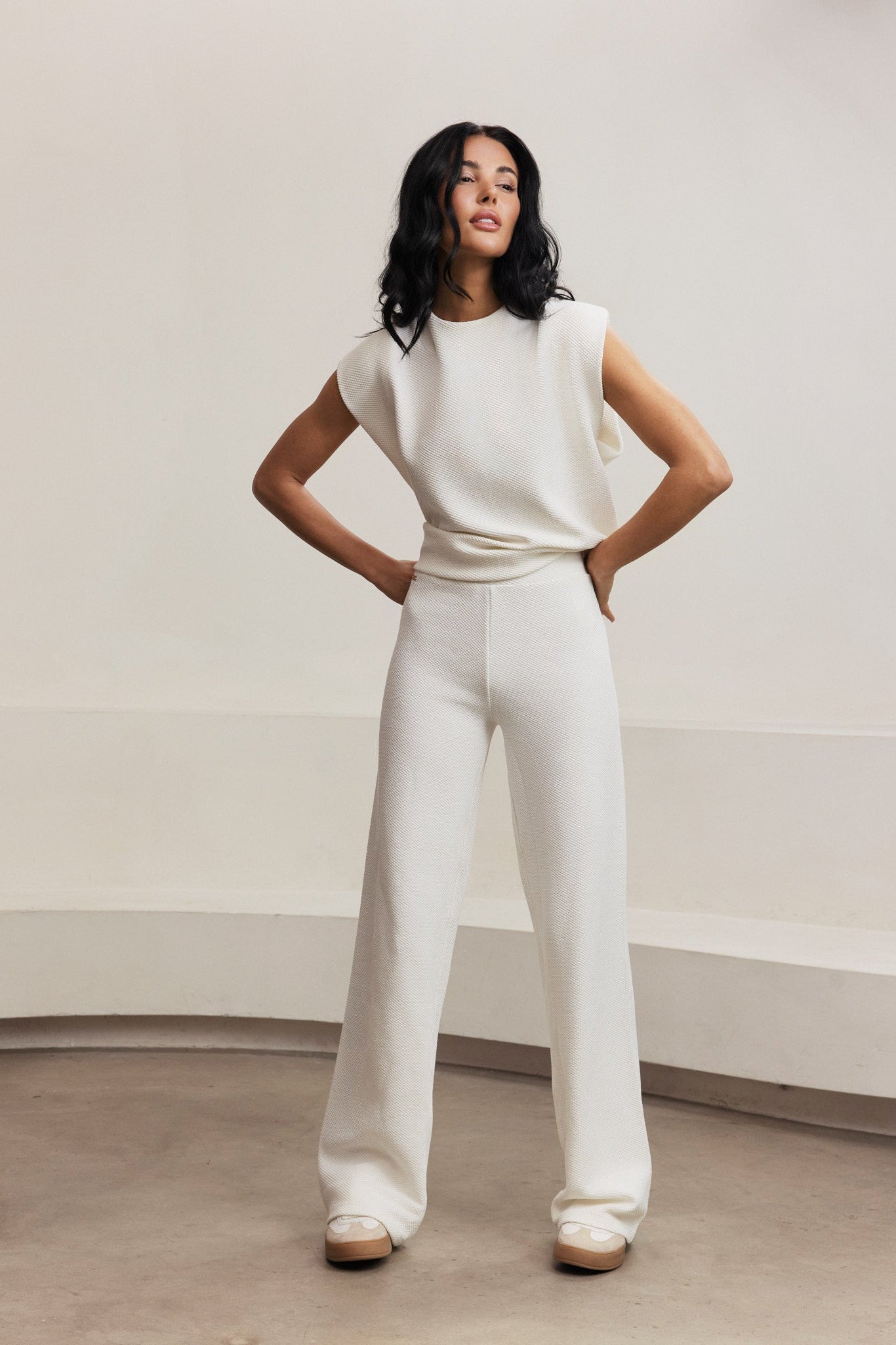 Moon Padded Shoulder Top - Marshmellow