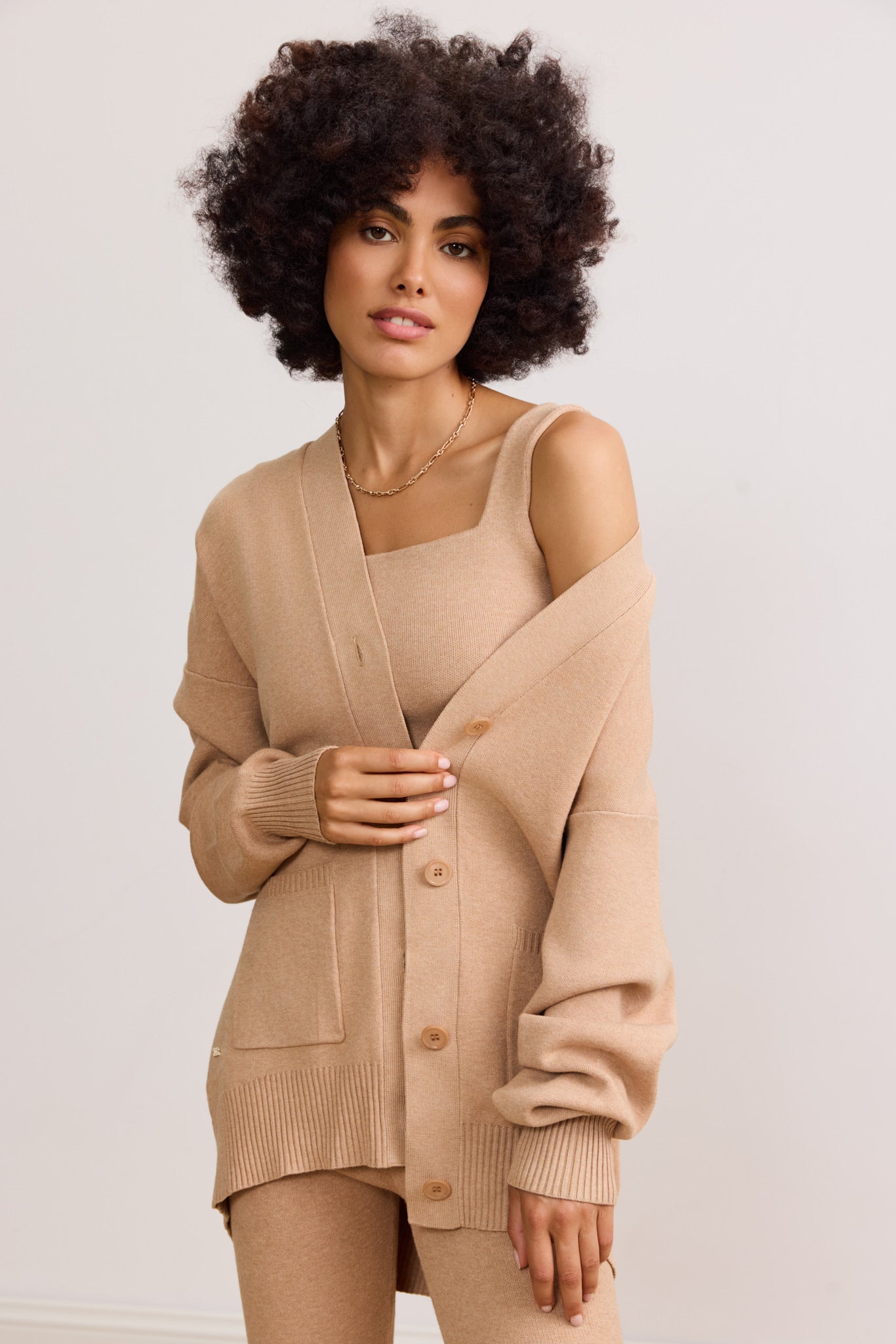 OLLY Knitted Cardigan Camel