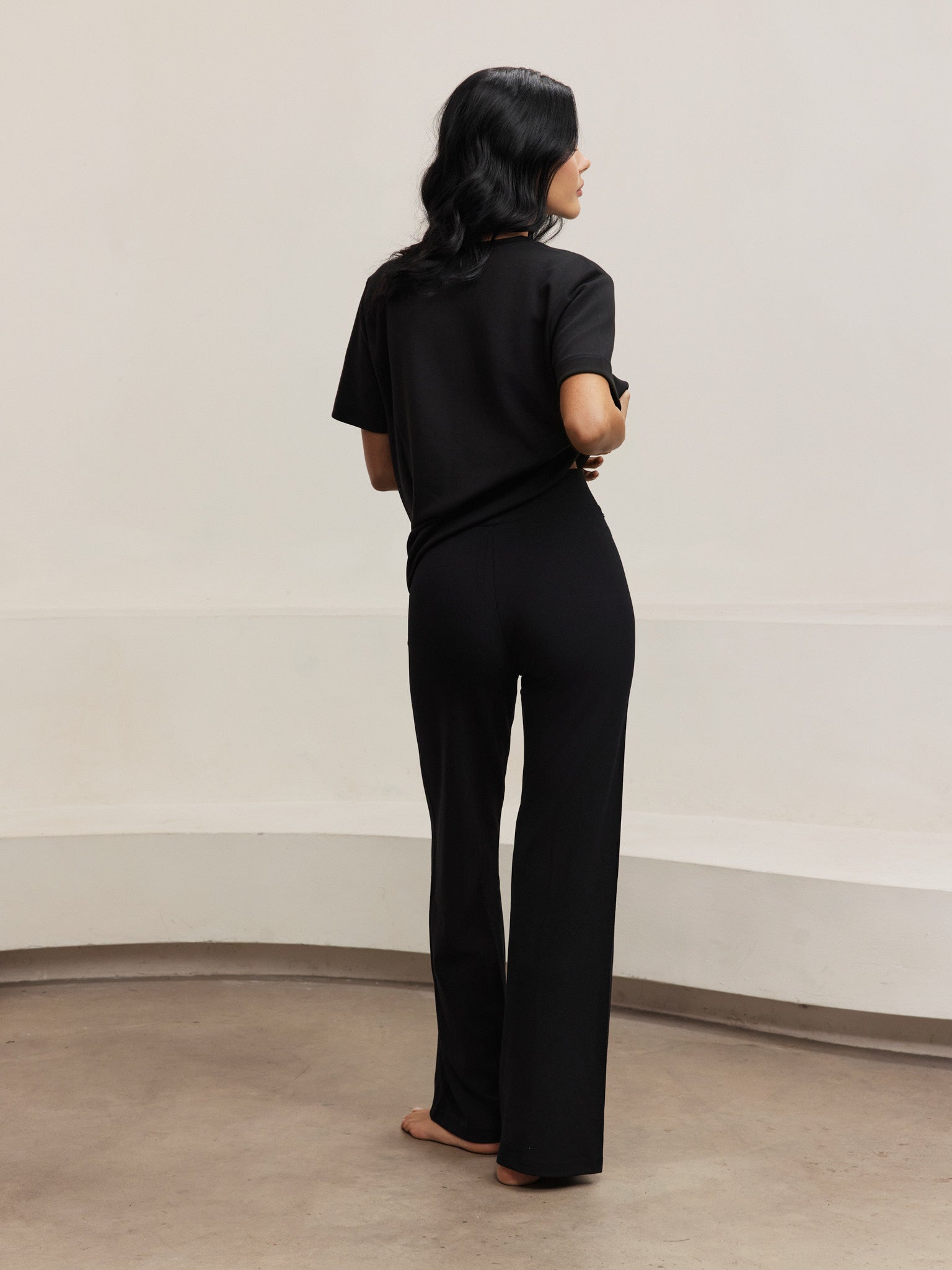 Forest Essential Flared Pants - Black