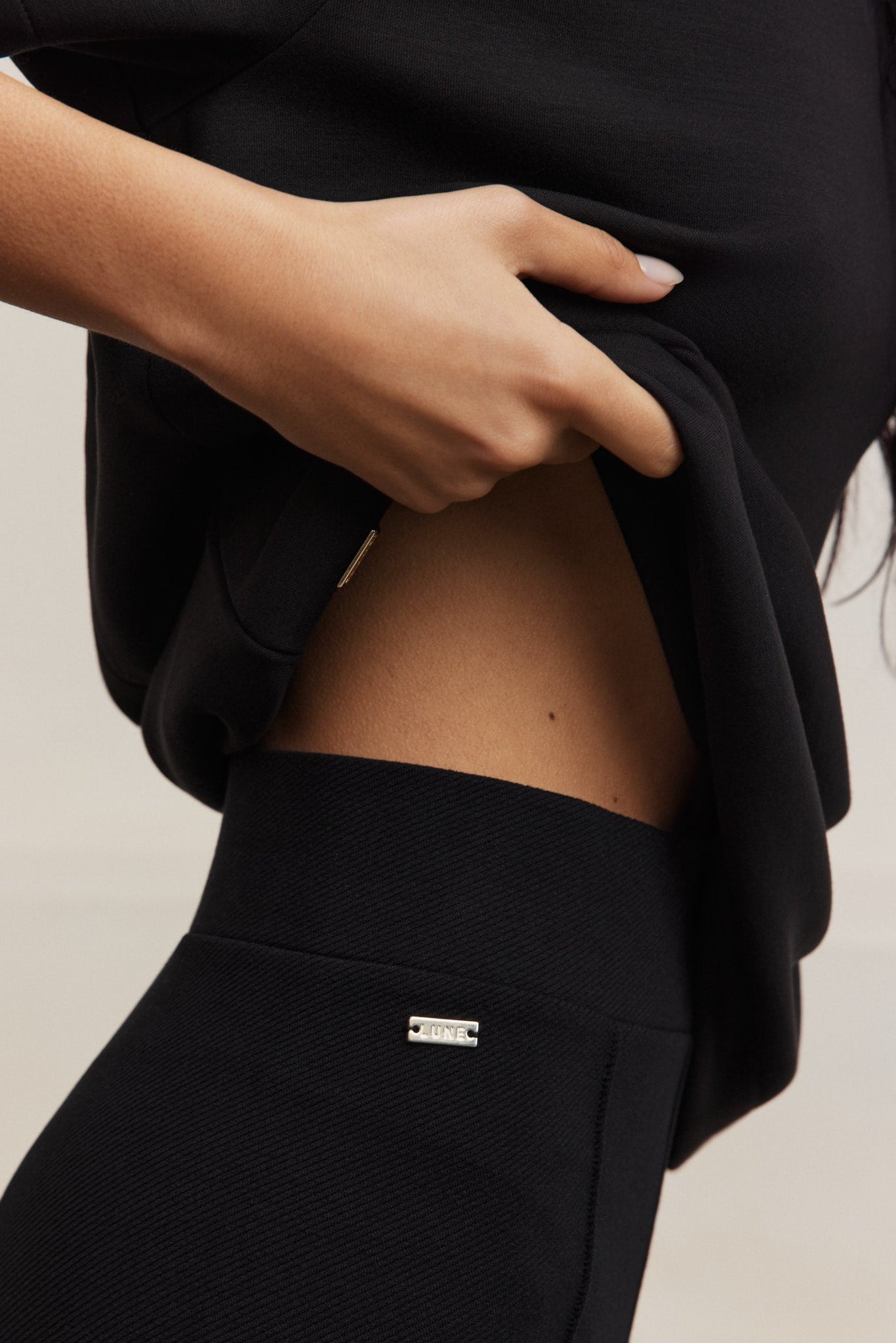 Forest Essential Flared Pants - Black