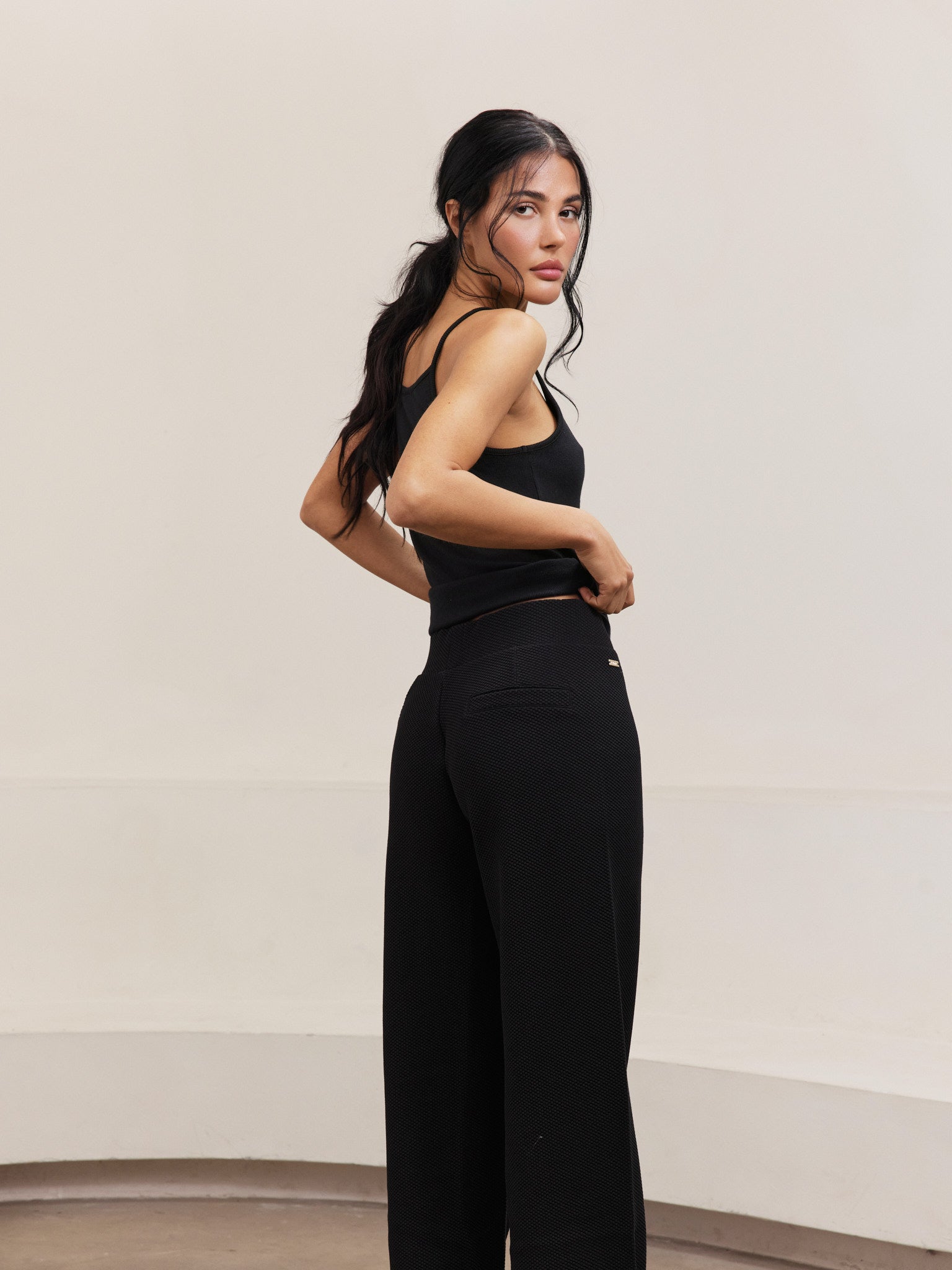 Moon Flared Pants - Black