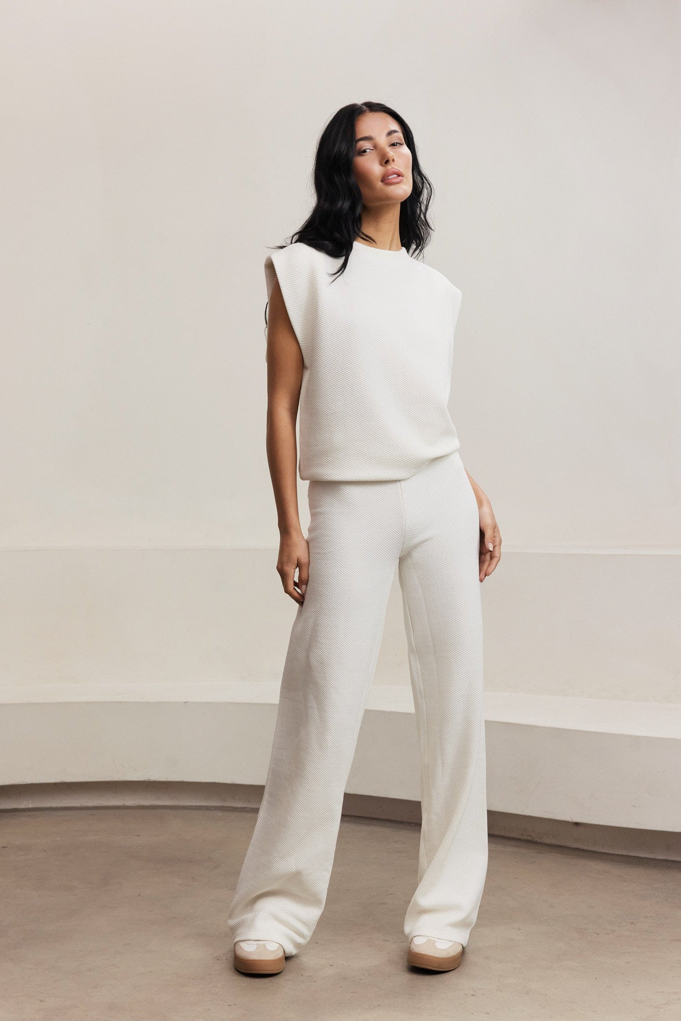 Moon Padded Shoulder Top - Marshmellow